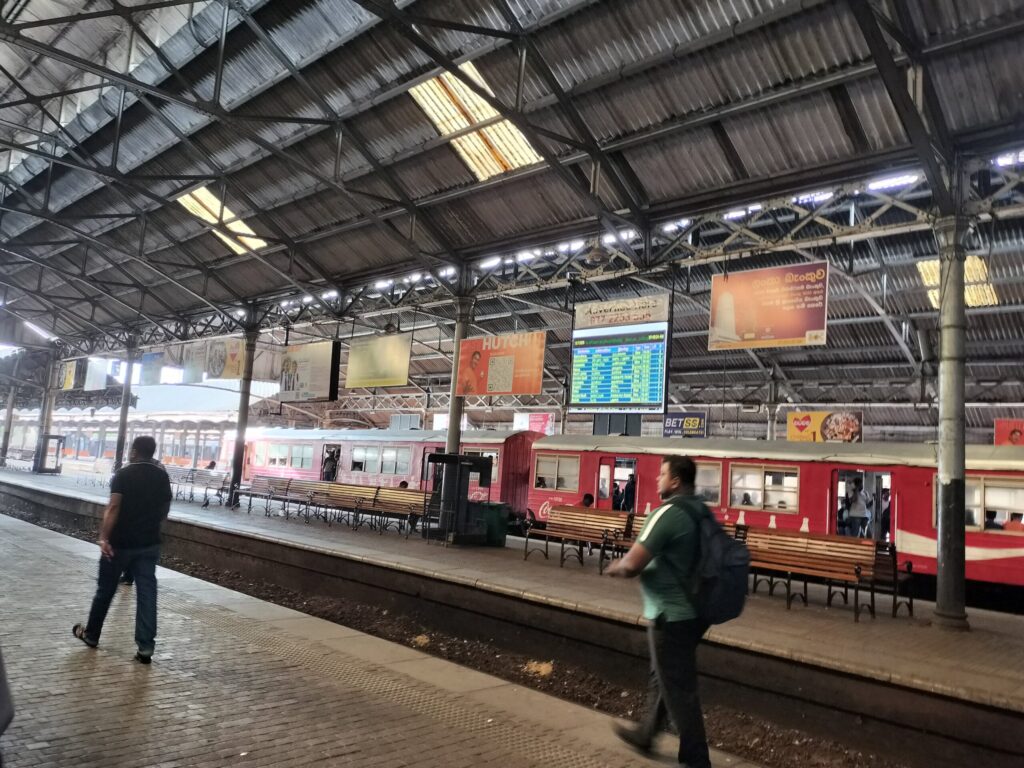 【スリランカ旅行記まとめ】9日間モデルコース&旅の心得|初めて行く人への完全ガイド スリランカ鉄道