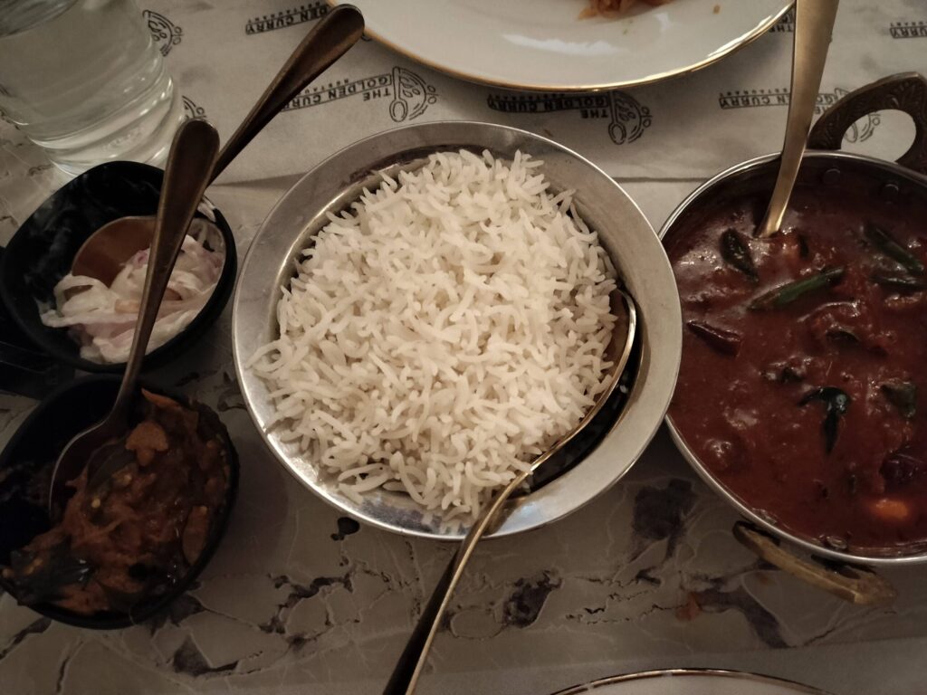 The Golden Curry Restaurant Kandy ザ・ゴールデンカレー・レストラン キャンディー 日本風!?ビーフカレー(筆者A撮影)